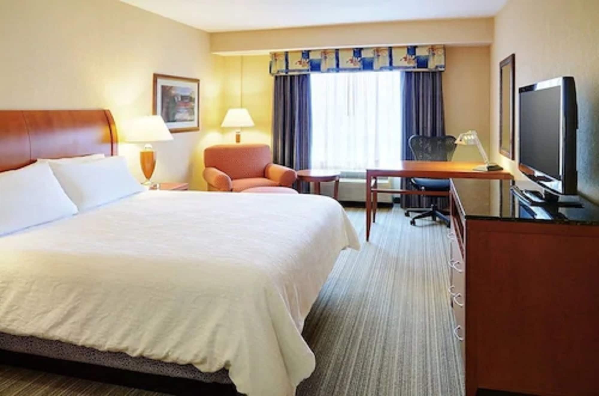 Hilton Garden Inn Toronto/Берлінгтон Екстер'єр фото