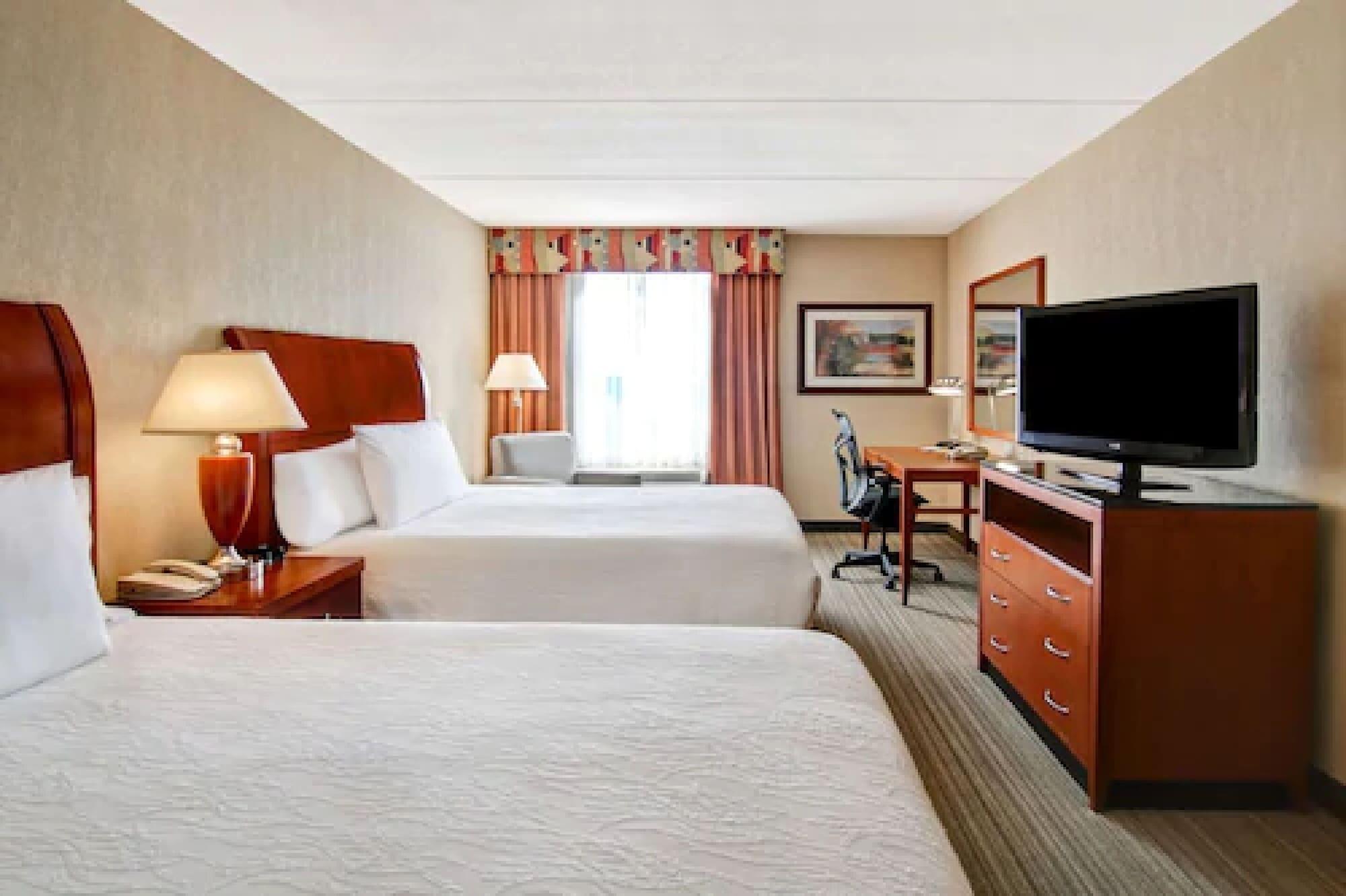 Hilton Garden Inn Toronto/Берлінгтон Екстер'єр фото