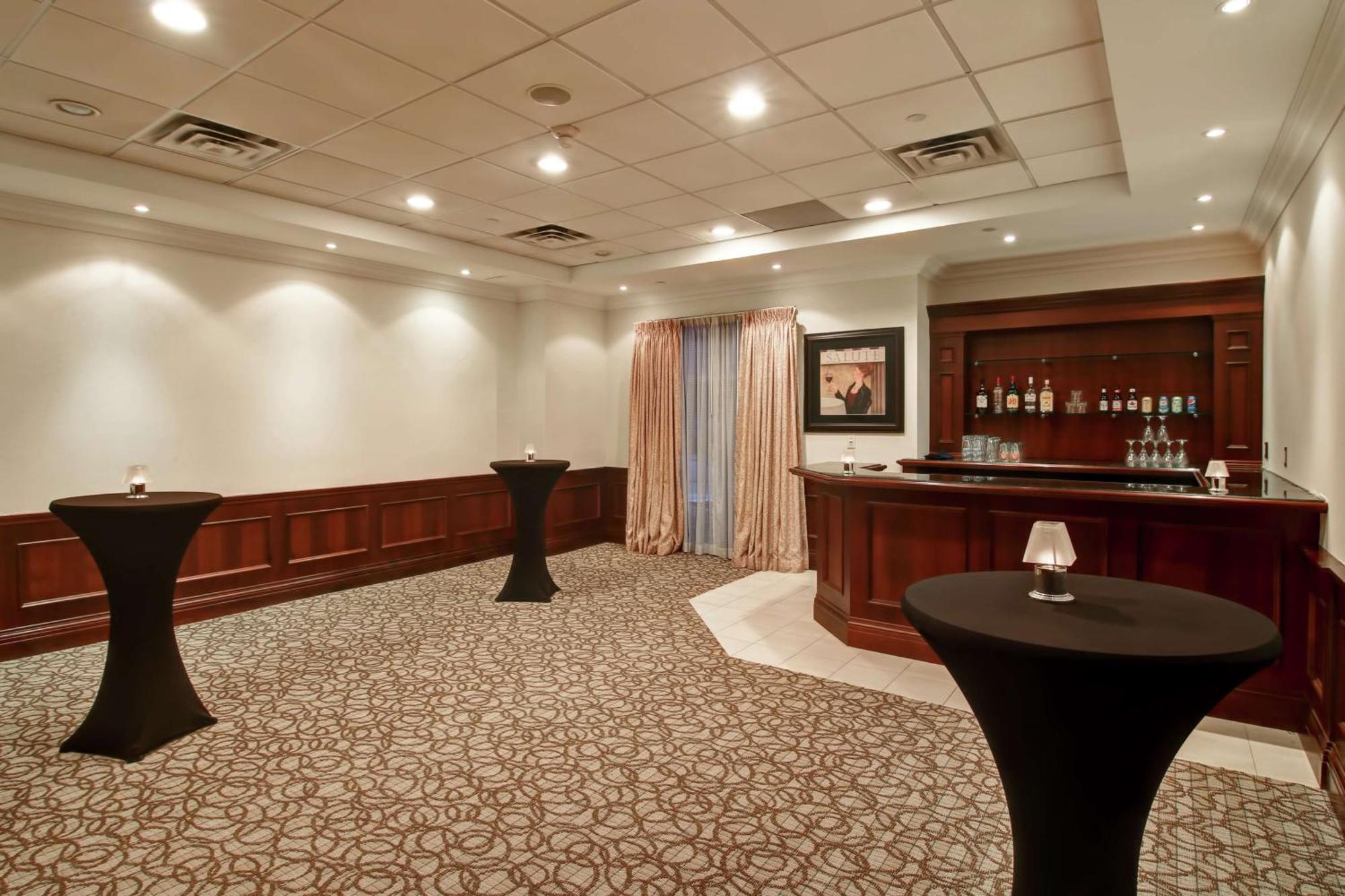 Hilton Garden Inn Toronto/Берлінгтон Екстер'єр фото