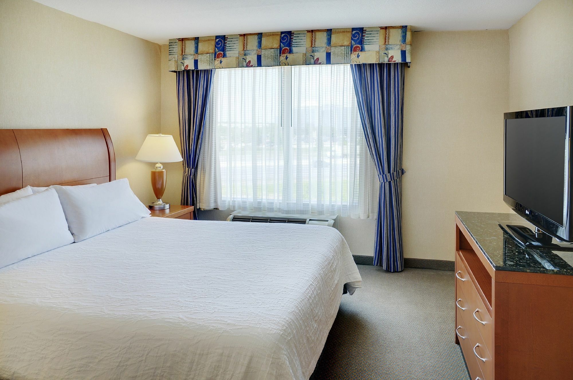 Hilton Garden Inn Toronto/Берлінгтон Екстер'єр фото